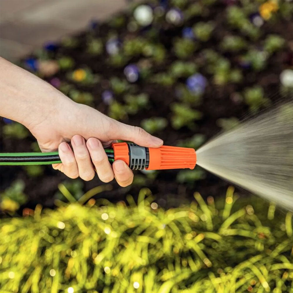 Mangueira Flex para Jardim em Pvc 4 Camadas 10 M com Engate Rosqueado e Esguicho Tramontina