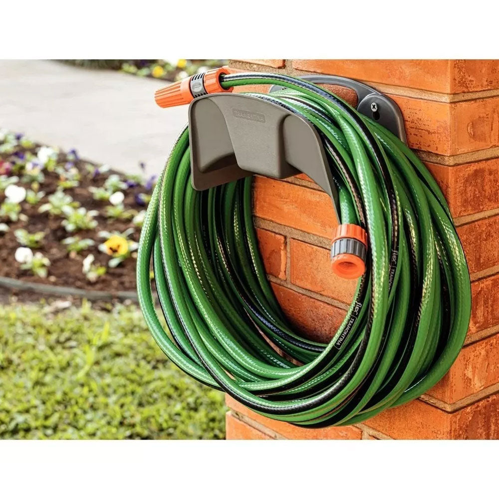 Mangueira Flex para Jardim em Pvc 4 Camadas 10 M com Engate Rosqueado e Esguicho Tramontina